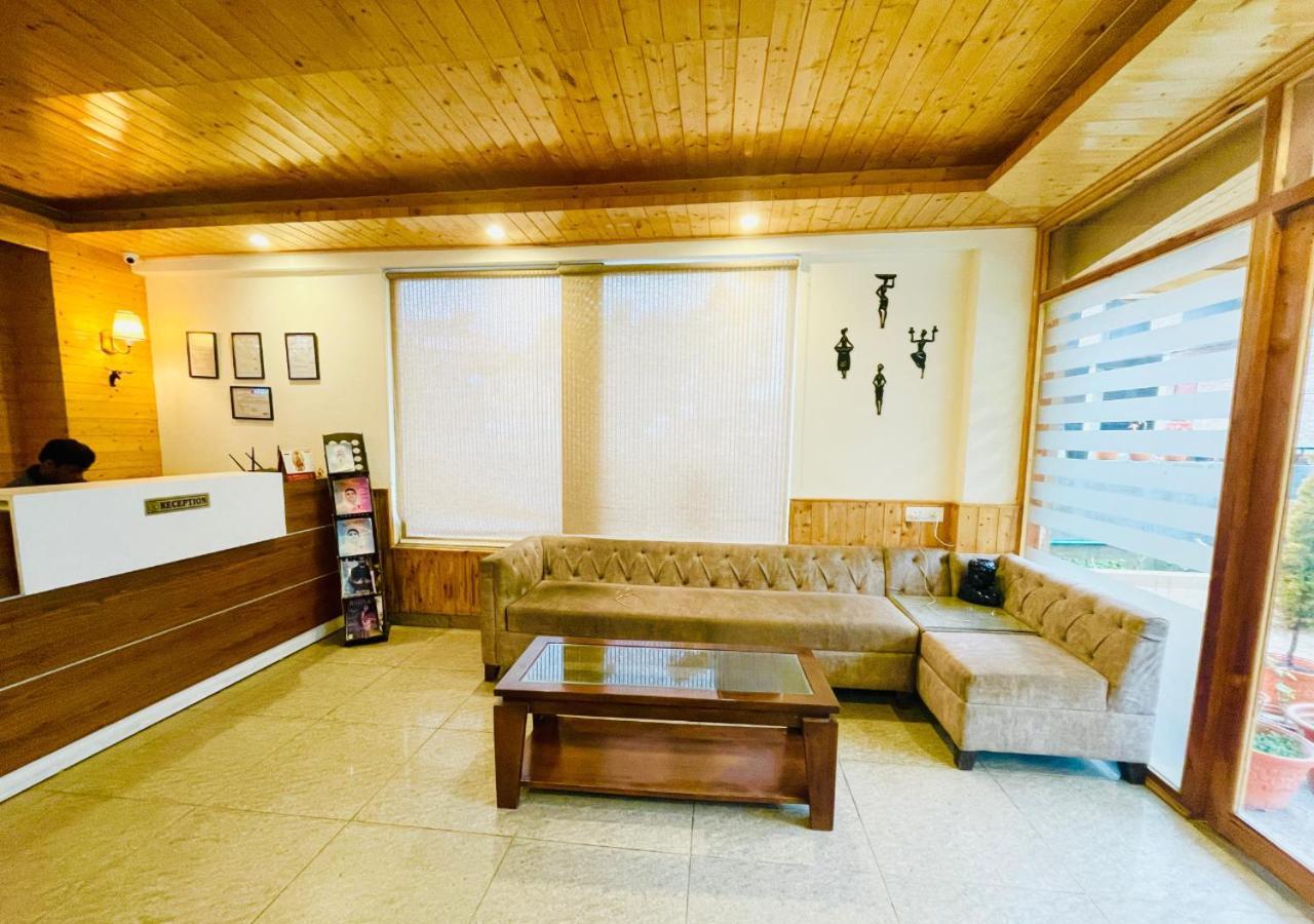 Hotel Simsa Heights Manali Esterno foto